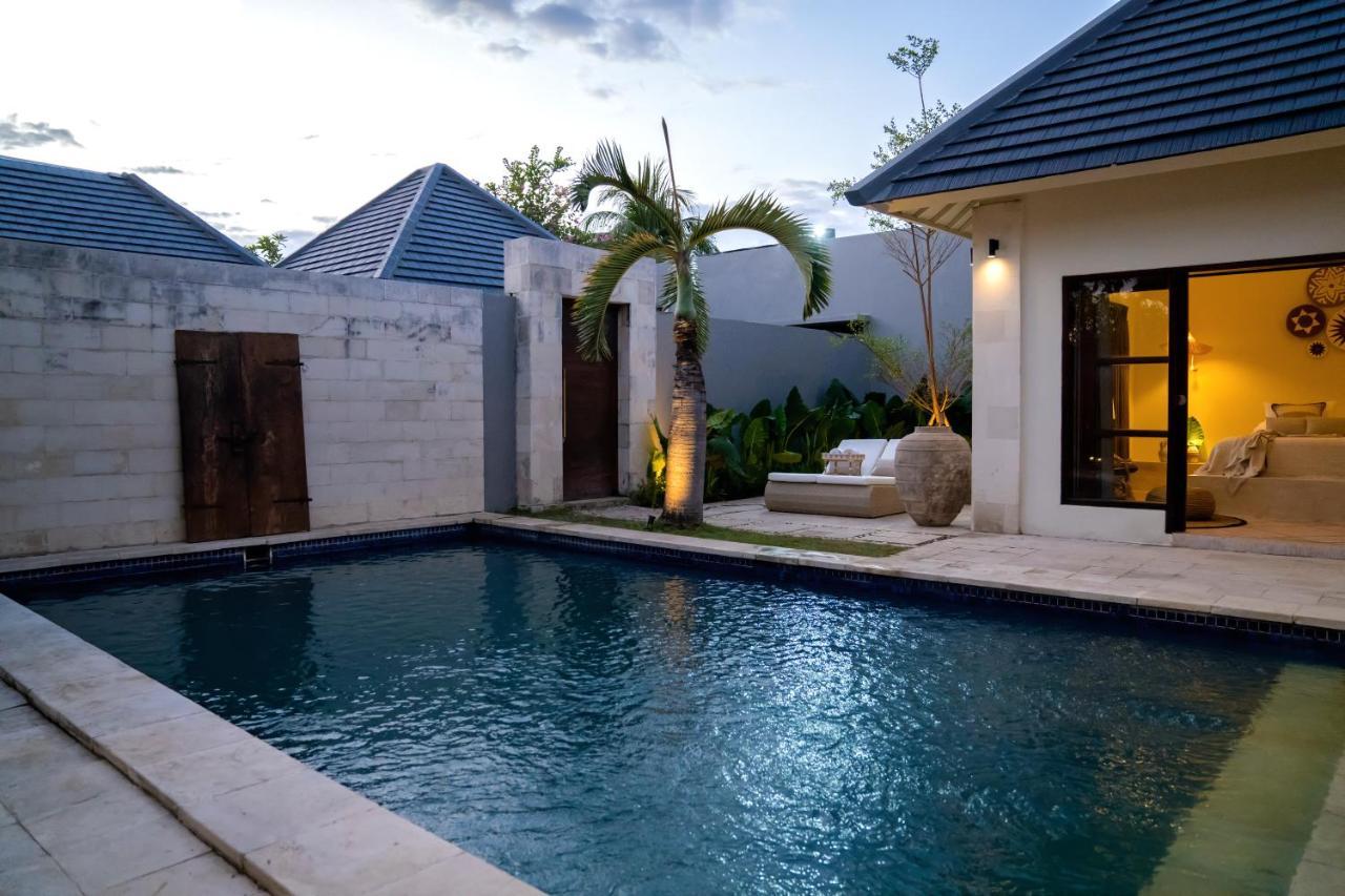 Casa Benita By Bracha Villas Management Seminyak  Exterior photo