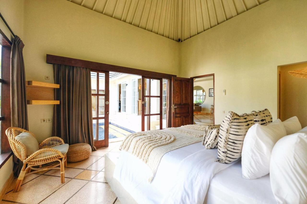 Casa Benita By Bracha Villas Management Seminyak  Exterior photo