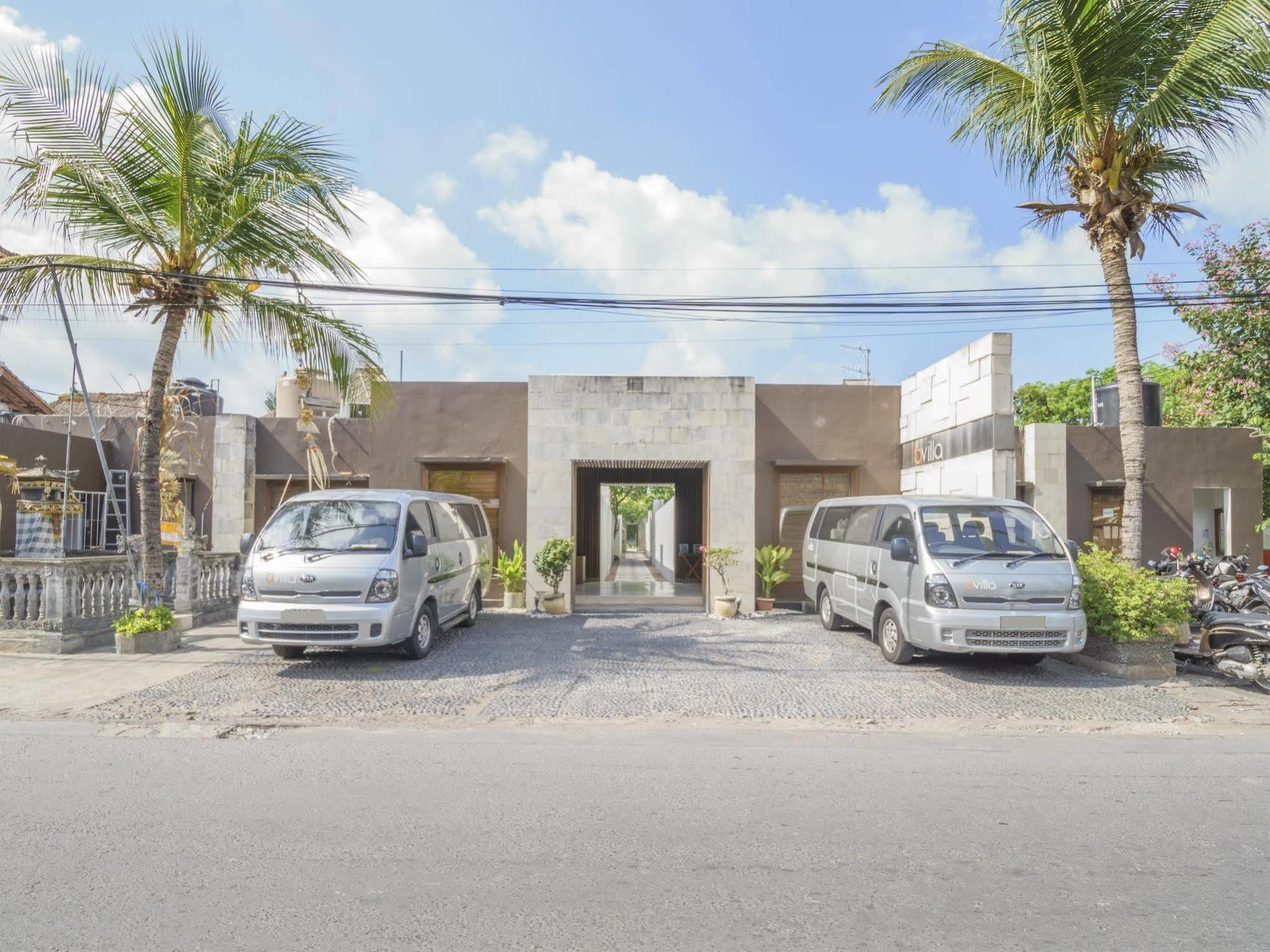 Casa Benita By Bracha Villas Management Seminyak  Exterior photo